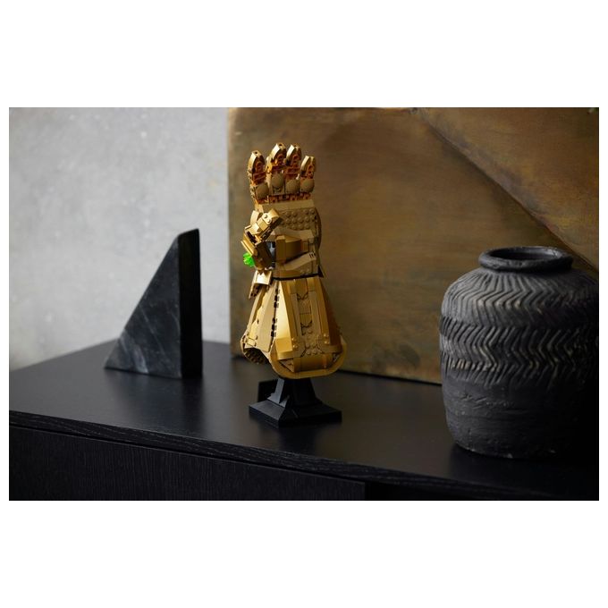 LEGO Super Heroes Marvel 76191 Guanto dell'Infinito di Thanos, Modello da Costruzione Avengers da Collezione, Set per Adulti