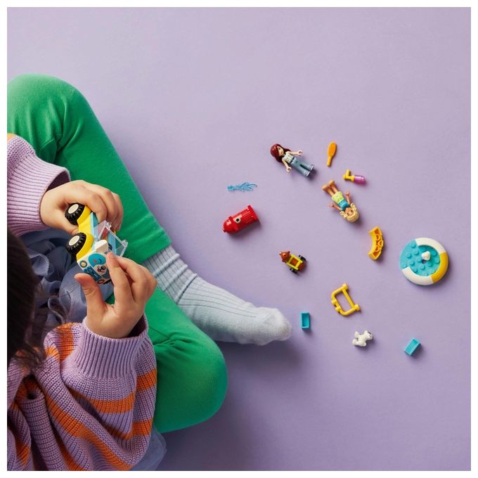 LEGO Friends Auto per la Toelettatura dei Cani Macchina Giocattolo da Costruire con 2 Personaggi 2 Cuccioli e Accessori per la Cura degli Animali Giochi per Bambine e Bambini da 4 Anni 42635