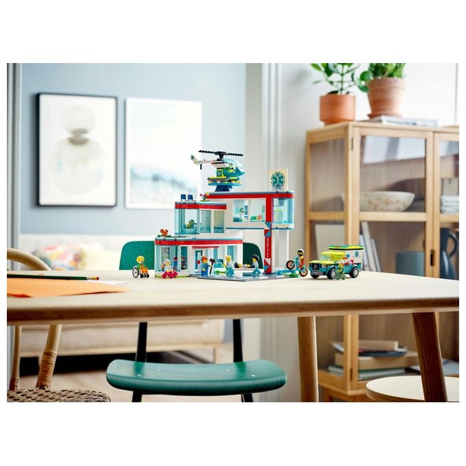 LEGO City Ospedale Set con ambulanza Giocattolo ed Elicottero di Soccorso