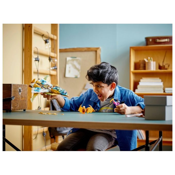 LEGO Il jet dragone d'oro di Zane