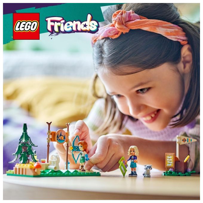 LEGO Friends Tiro con l'Arco al Campo Avventure Giochi Sportivi per Bambine e Bambini da 6 Anni in su con Arco e Frecce Giocattolo 2 Mini Bamboline e un Procione Idee Regalo di Compleanno 42622