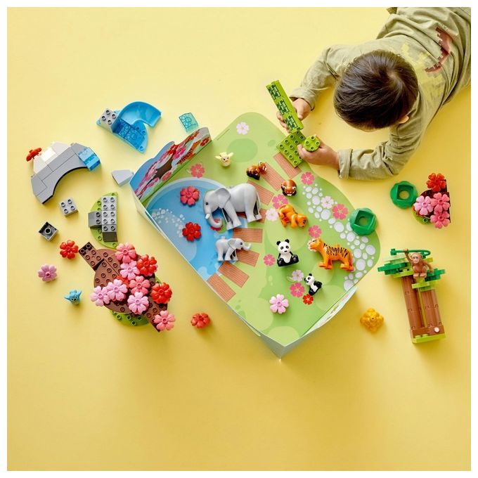 LEGO Duplo Animali dell'Asia Giochi Educativi per Bambini con 11 Figure di Animali e Mattoncino con Suoni Realistici