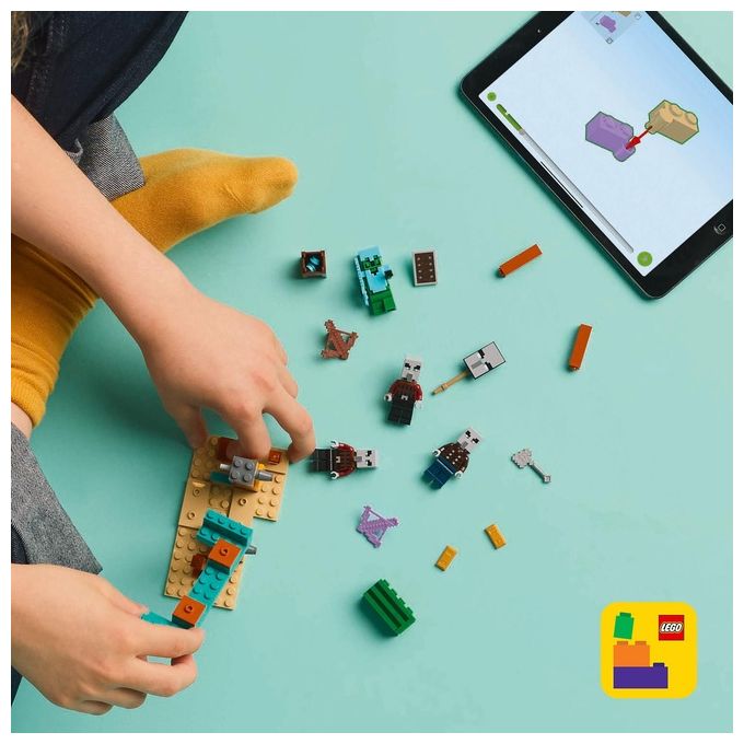LEGO Minecraft Pattuglia nel Deserto della Bestia Gioco di Ruolo per Bambini e Bambine da 7 Anni in su con 4 Personaggi del Videogioco Funzione Spara Missili Armi Giocattolo e Tesoro 21267