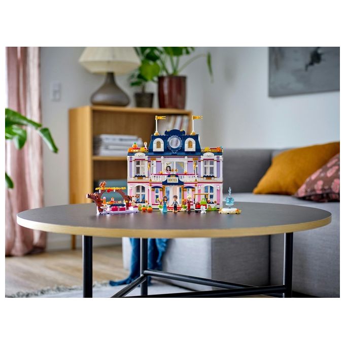LEGO Friends Grand Hotel di Heartlake City