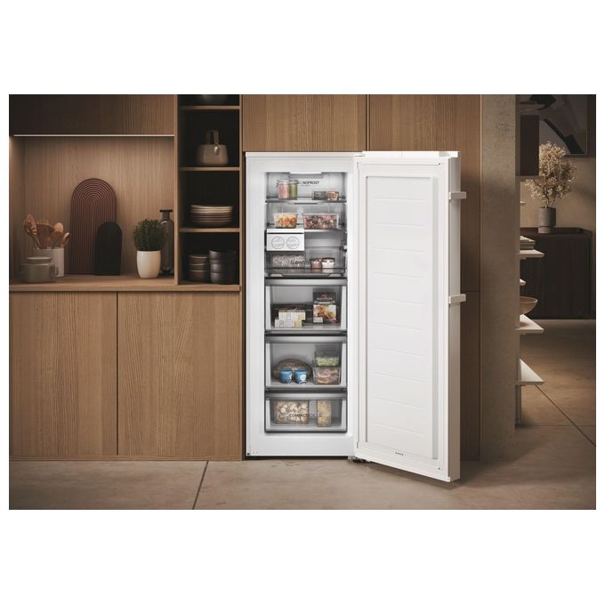 Haier Up 60 Series 3 H4F226WDH1 Congelatore verticale Libera installazione Total No Frost 226 Litri Classe D Bianco