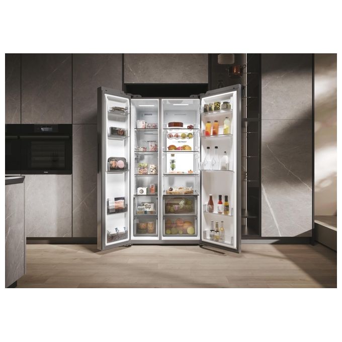 Haier HSW79F18ANMM Frigorifero Americano Side by Side Capacita' 611 Litri Classe energetica A Raffreddamento No Frost colore Inox