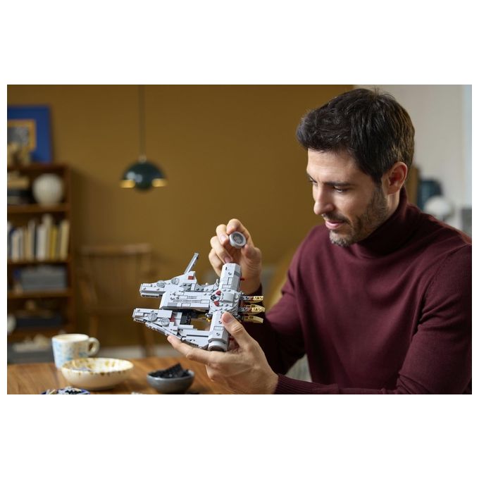LEGO Star Wars 75375 Millennium Falcon, Modellino da Costruire di Astronave per Adulti, Idee Regalo Lui, Lei, Marito o Moglie