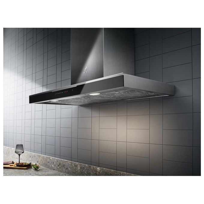 Electrolux KFTB19X Cappa a Camino Classe energetica A+ 5 Velocita' Aspirante o Filtrante SilenceTech Funzione Breeze 90 cm Inox