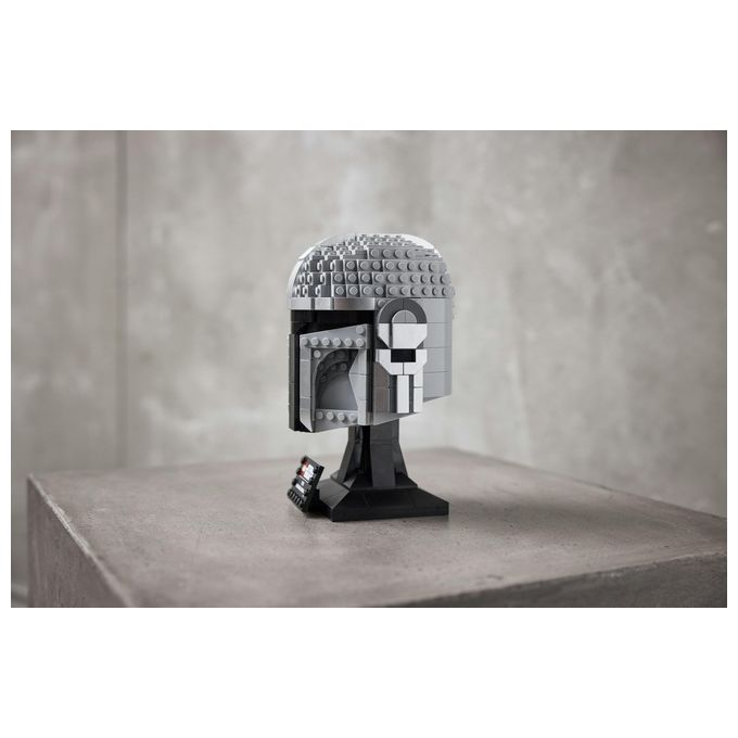 LEGO Star Wars 75328 Casco del Mandaloriano, Elmo da Collezione, Regalo per Adulti da Esposizione di Guerre Stellari