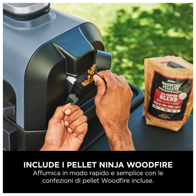 Ninja OG901EU Woodfire Pro Connect XL Barbecue Elettrico Griglia Affumicatore Friggitrice ad Aria 7 in 1 Controllo con App Termometro Digitale Pellet Woodfire Resistente alle Intemperie Nero