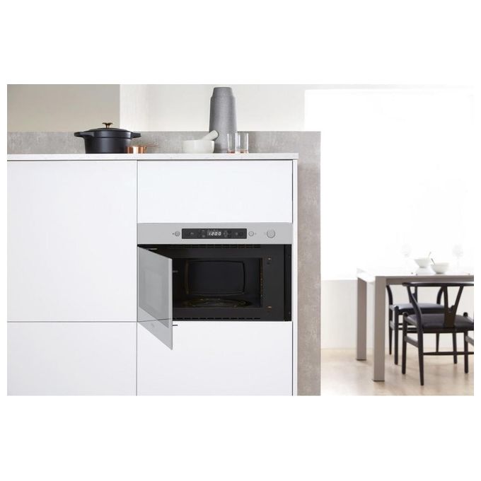 Whirlpool AMW 4990-IX Forno Microonde Capacita'22 Litri Potenza 750W Jet Defrost Cottura a vapore Nero-Acciaio Inossidabile