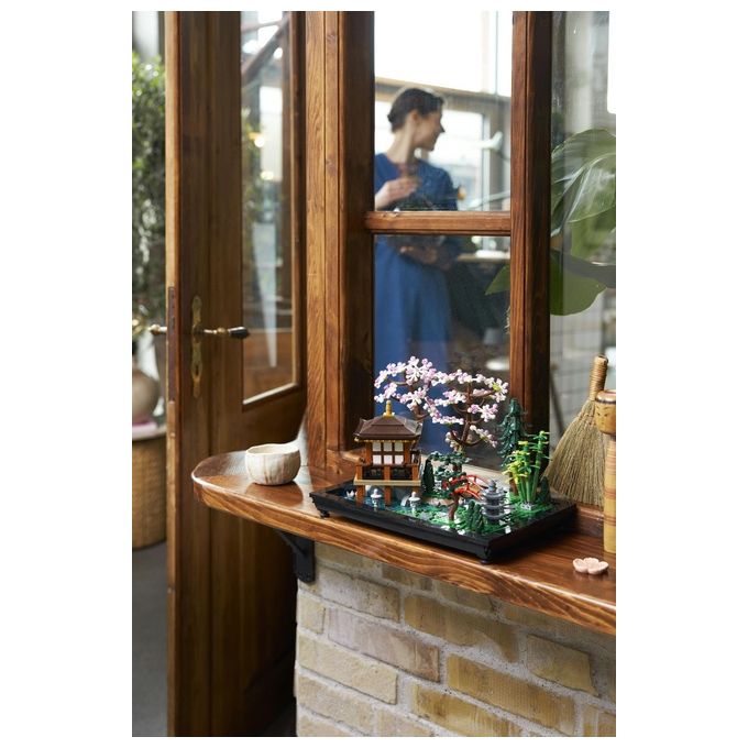 LEGO Icons 10315 Il Giardino Tranquillo, Kit Giardino Botanico Zen per Adulti con Fiori di Loto, Regalo per Donna e Uomo