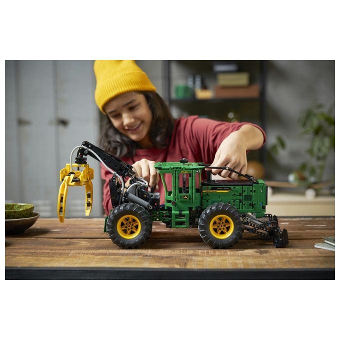 LEGO Technic 42157 Trattore John Deere 948L-II, Modellino da Costruire di Veicolo Giocattolo con Funzioni Pneumatiche e 4WD