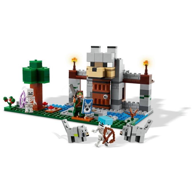 LEGO Minecraft Il Castello del Lupo Giocattolo da Costruire con il Personaggio del Domatore 2 Animali e 2 Scheletri con Armi Giochi di Ruolo per Bambini e Bambine da 8 Anni in su Idea Regalo 21261