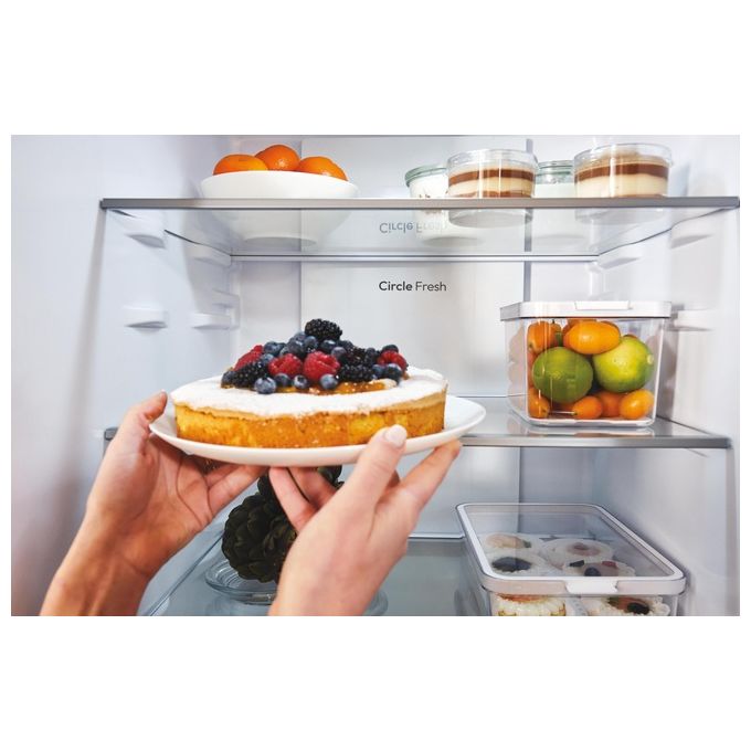 [ComeNuovo] Candy CNCQ2T618EB Frigorifero Combinato Capacita' 355 Litri Classe energetica E Raffreddamento No Frost colore Nero