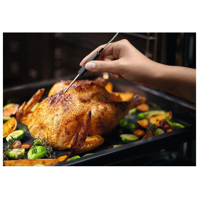 Electrolux serie 800 EOB9S21WX Forno a vapore SteamBoost da incasso 70 Litri Classe A++ 21 funzioni Wi-Fi 60 cm Termosonda 2 programmi di pulizia Nero-Acciaio Inox Antimpronta