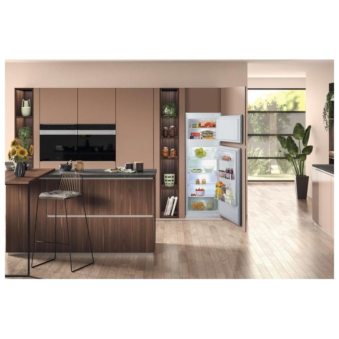 Hotpoint BDFS2421 Frigorifero con congelatore da incasso cm. 54 h. 144 Classe F 218 litri Bianco
