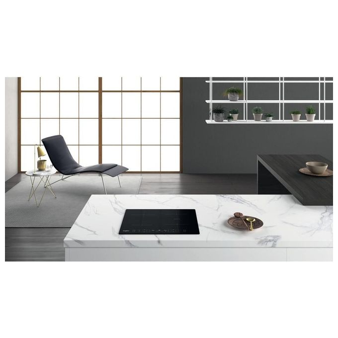 Whirlpool WB B8360 NE Piano Cottura ad Induzione 4 Zone 59 cm Nero