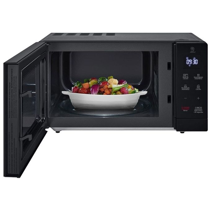 LG MH7032JAS NeoChef - Forno a Microonde con Grill 30 L, 900 W, Scongelamento Automatico e Ricette Preimpostate, Timer con Orologio e Smart Diagnosis, Colore Nero