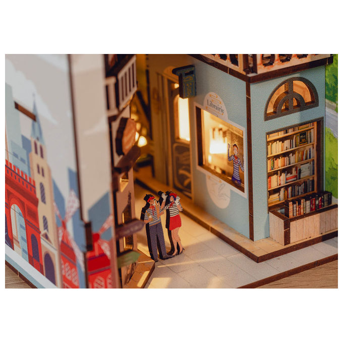 Revell 00539 Piccole Avventure Book Nook Parigi con Illuminazione LED e Montaggio Facile colore Multicolore