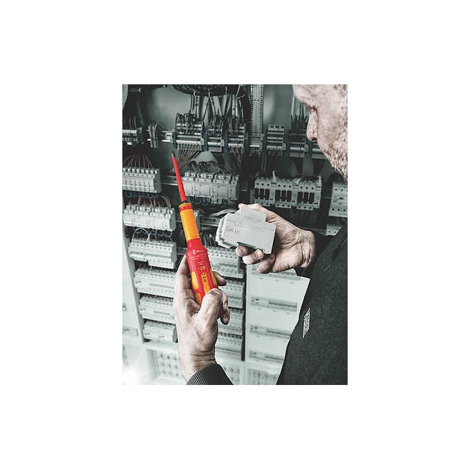 Wera 05075876001 Cacciavite dinamometrico VDE 7616 Kraftform Safe Torque Speed 2,4 - 4 Nm con isolamento di protezione VDE colore Rosso Giallo