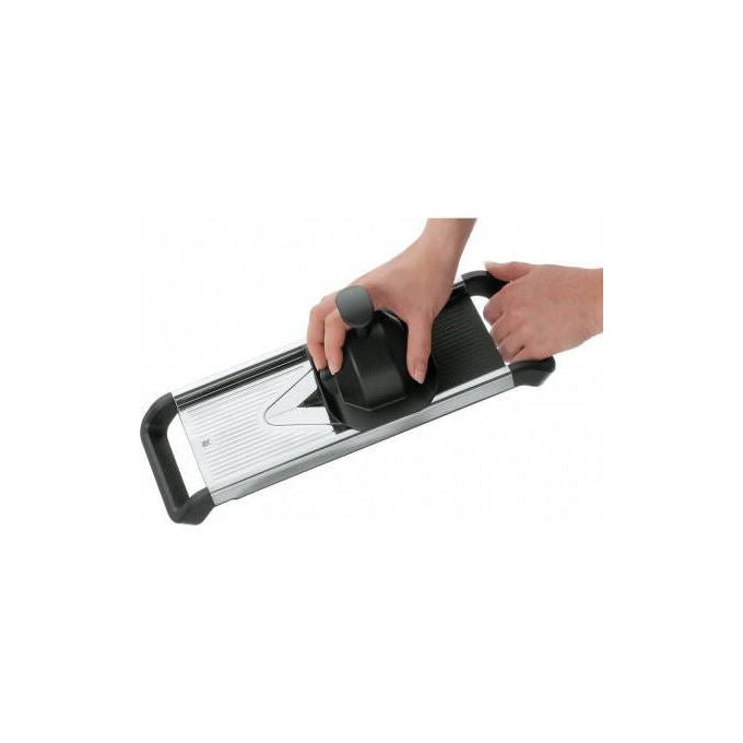 WMF 0686106040 Grattugia piatta in Acciaio inox con lama in acciaio 18-10 Cr.Ni colore Nero