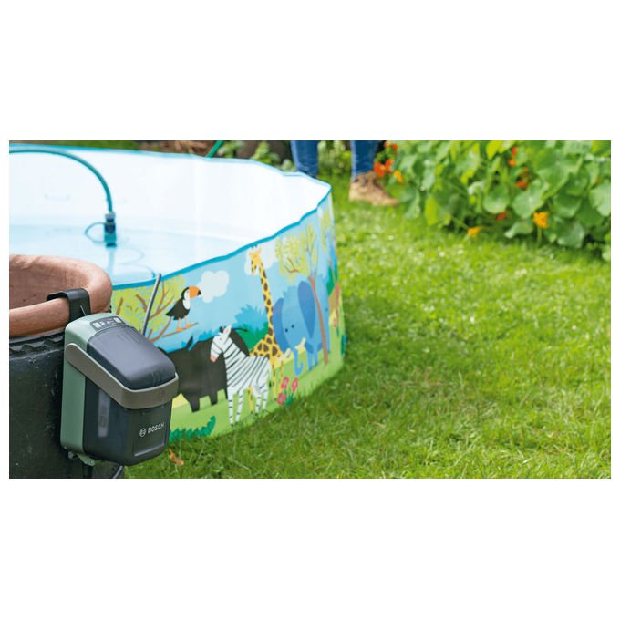 Bosch 06008C4202 GardenPump18V-2000 Pompa a batteria 2000 l-h 18 V 2.5 Ah colore Nero Verde