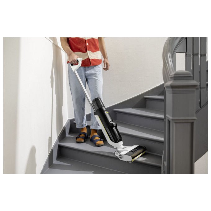 Kärcher 1.056-122.0 FCV 3 Aspirapolvere a bastone 2 in 1 Senza sacchetto Ciclonico HEPA 160 W Autonomia 30 min Batteria agli ioni di litio colore Bianco