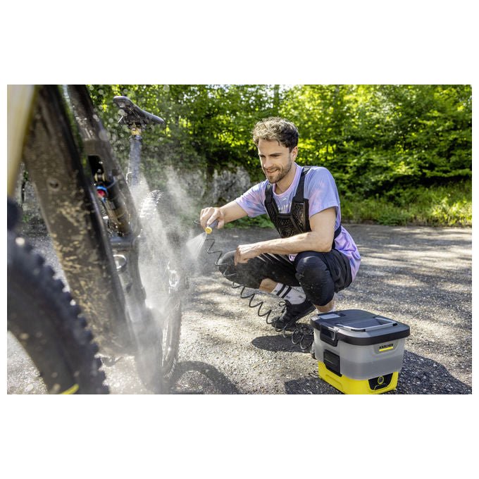 Kärcher 1.599-350.0 OC 4 Idropulitrice Compatta Batteria 8 L 2 l-min 22 min autonomia colore Nero Bianco Giallo