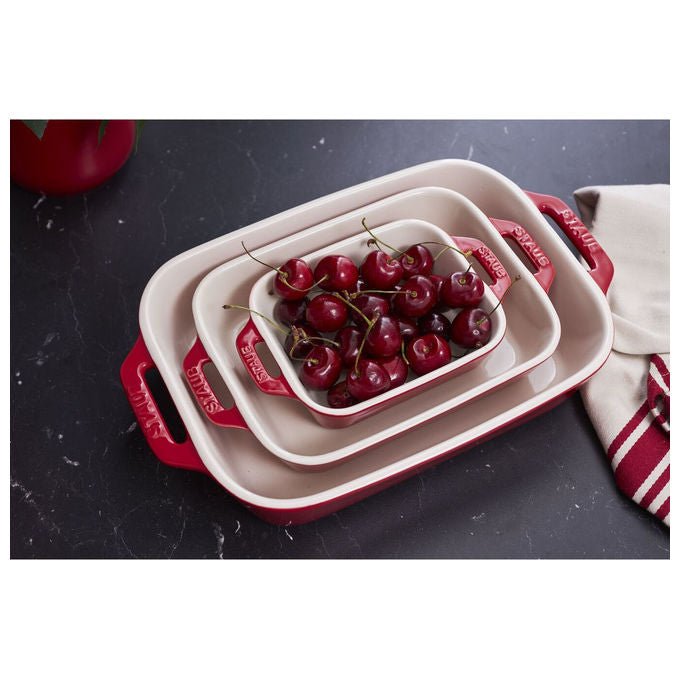 Staub 40508-171-0 Staub Ceramique Set di 3 Pirofile Rettangolari in Ceramica Antigraffio Facile da Pulire Impilabile colore Ciliegia