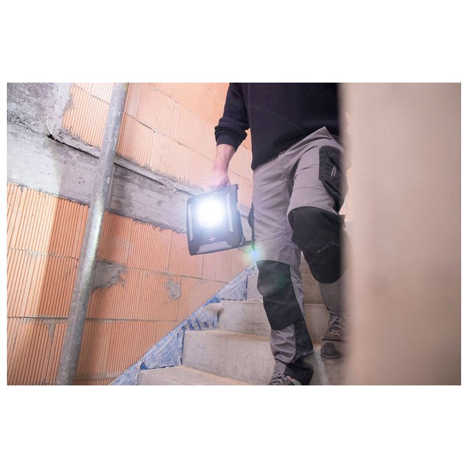 Brennenstuhl 6050MH60W Multi Battery Faretto da costruzione LED ibrido 6200lm IP65 IK08 colore Nero
