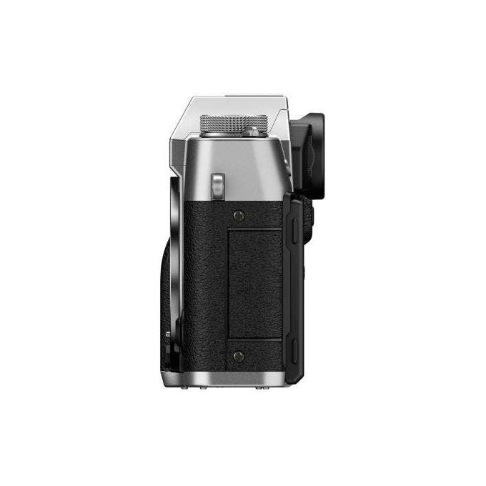 Fujifilm 16966969 X-T30 III Fotocamera Mirrorless APS-C 26MP Kit XC 13-33mm F3.5-6.3 OIS Video 6.2K colore Argento