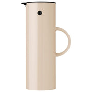 Stelton EM77 Vacuum Jug 1L Termokande Capacita' 1 litro Materiale Plastica BPA Free Ftalati Free Altezza 30 cm Larghezza 10.5 cm Profondita' 17 cm colore Wheat