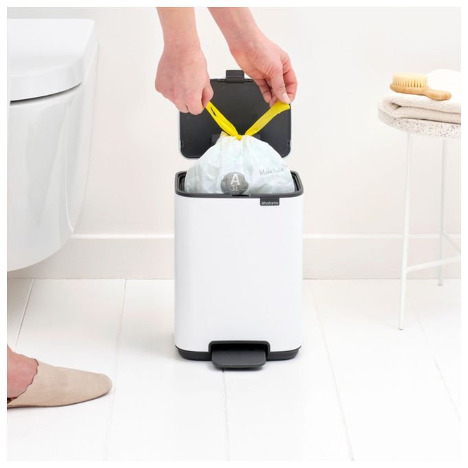 Brabantia 236723 Bo Pattumiera a Pedale 4 L con Coperchio Soft Close e Contenitore Rimovibile colore Bianco