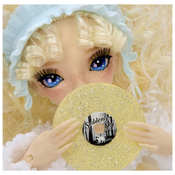 MGA Entertainment 255246 Mirror Mi Shai Meadows Bambola alla moda Genere Femmina Eta' minima 4 anni Materiali Plastica Tessuto colore Multicolore Bianco