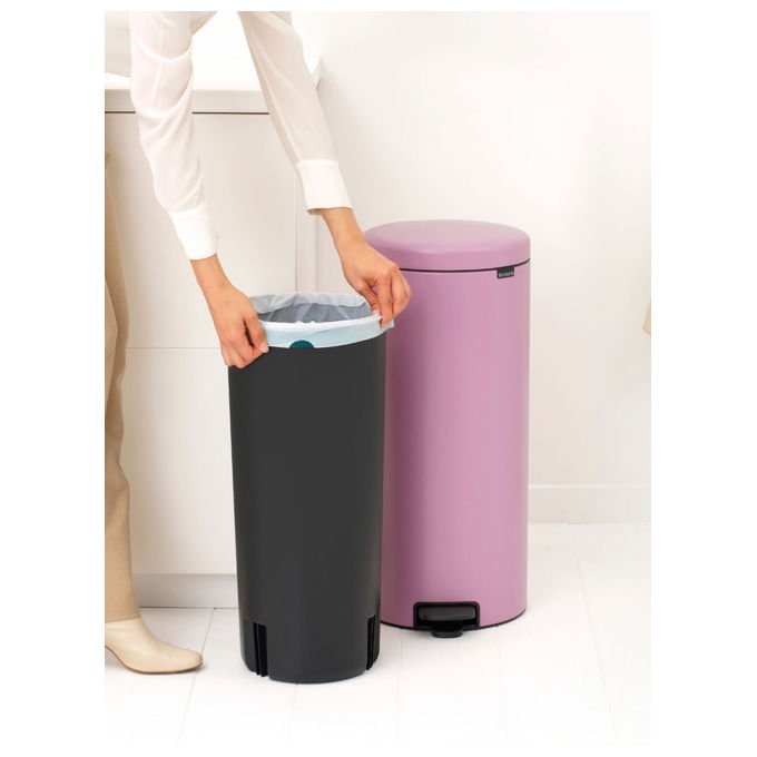 Brabantia 255304 NewIcon Pattumiera a pedale 30 litri Acciaio inossidabile Chiusura ammortizzata Secchio interno rimovibile colore Rosa