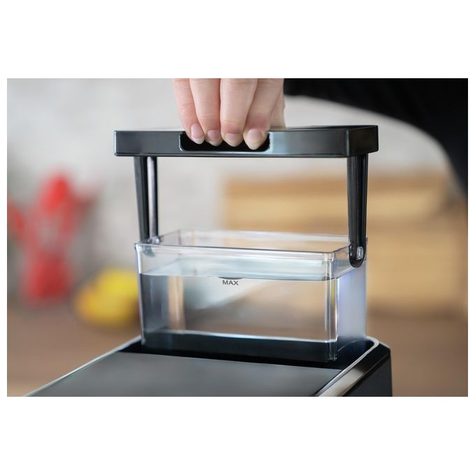 Unold 28835 LUCA Macchina da caffe' Automatica Capacita' serbatoio 1,2 L Pressione 19 bar Potenza 1470 W colore Nero Acciaio inox