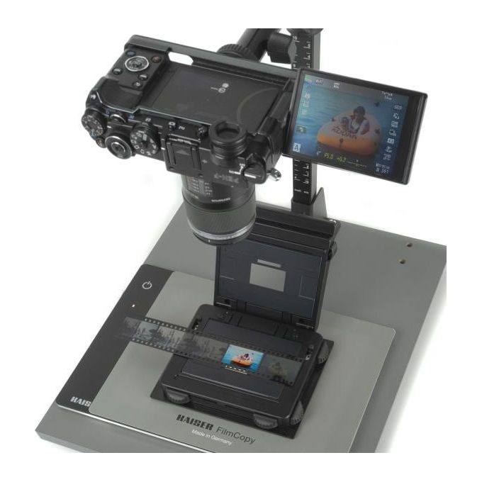 Kaiser 2460 DigiCopy Vario Kit per Digitalizzazione Diapositive e Negativi 35 mm fino a 6 x 9 cm con Supporto Smartphone e LED a Batteria o Corrente colore Nero