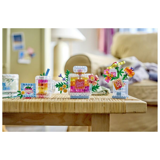 Lego 31383 Creator Set di Costruzioni 3 in 1 Boccetta di Profumo con Decorazione Floreale 286 pezzi 8+