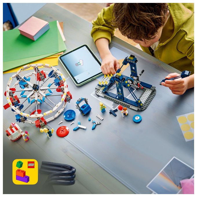 Lego 31389 Creator Set di Costruzione 3 in 1 Ruota Panoramica UFO Giostra 916 pezzi 4 Minifigure da 8 anni