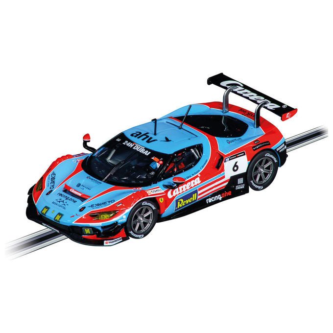 Carrera 32043 Ferrari 296 GT3 Carrera No.20 24H Dubai Auto per piste elettriche digitale Scala 1:32 con luci funzionanti motore 18.000 rpm colore Rosso
