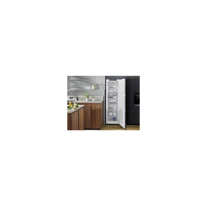 Electrolux LUT6NF18S Congelatore verticale Capacita'204 Litri Classe Energetica F NoFrost  177,2 cm Bianco