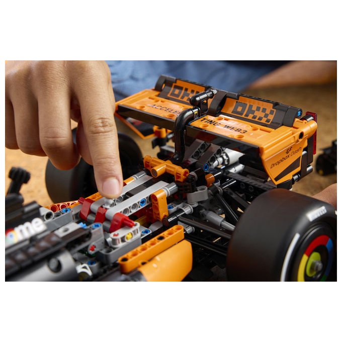 Lego 42228 Technic Set di Costruzione Auto McLaren MCL39 F1 scala 1:8 1675 pezzi Motore V6 DRS per Adulti