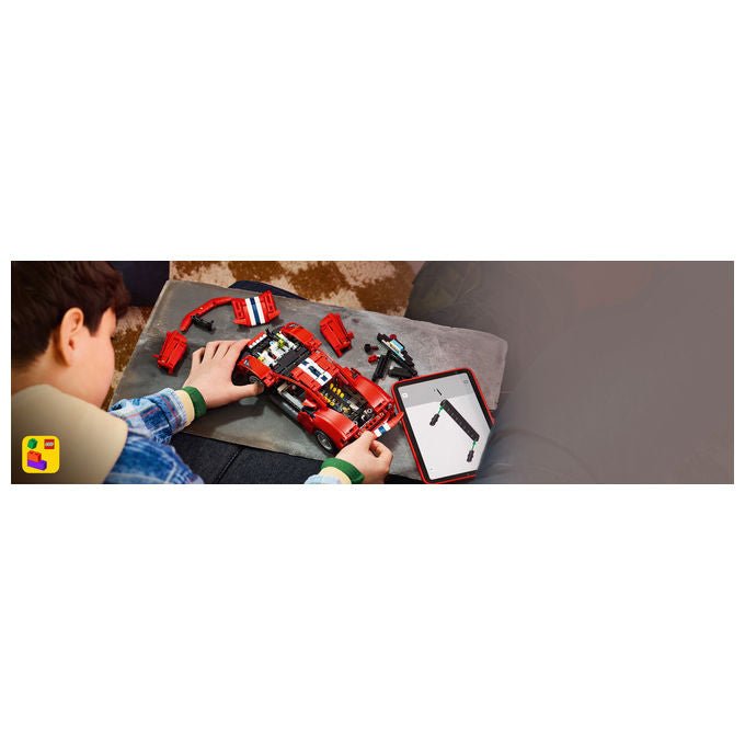 Lego 42235 LEGO Technic Set da costruzione per bambini 882 pezzi con motore V8 pistoni mobili sterzo funzionante portiere e cofano apribili codice digitale Forza Horizon 6 colore Rosso