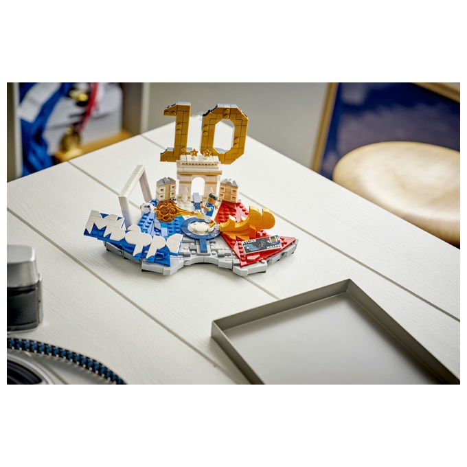 Lego 43013 Editions Set da costruzione Highlights Calcistici Kylian Mbappé 490 pezzi con Minifigure da Collezione
