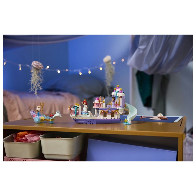 Lego 43299 Disney Princess Barca Nuziale Ariel Giocattolo collezione 519 Pezzi Minifigure Ariel Eric Re Tritone Vanessa Flounder Sebastian Max Set Bambini e Bambine 6 Anni idea regalo colore non specificato