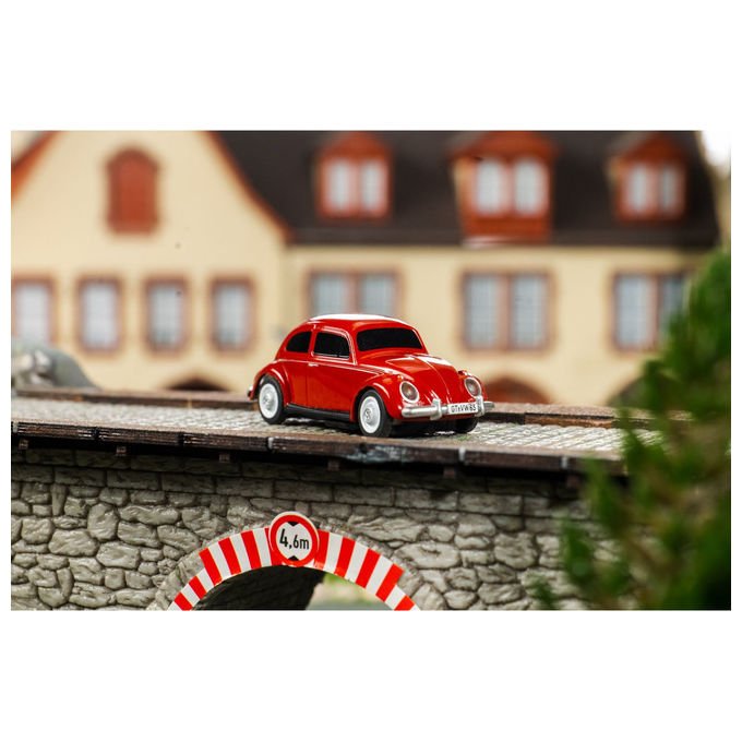Carson 500504147 Volkswagen Beetle Auto RC Elettrico 1:87 2,4 GHz Incl Batterie e Caricatore colore Rosso