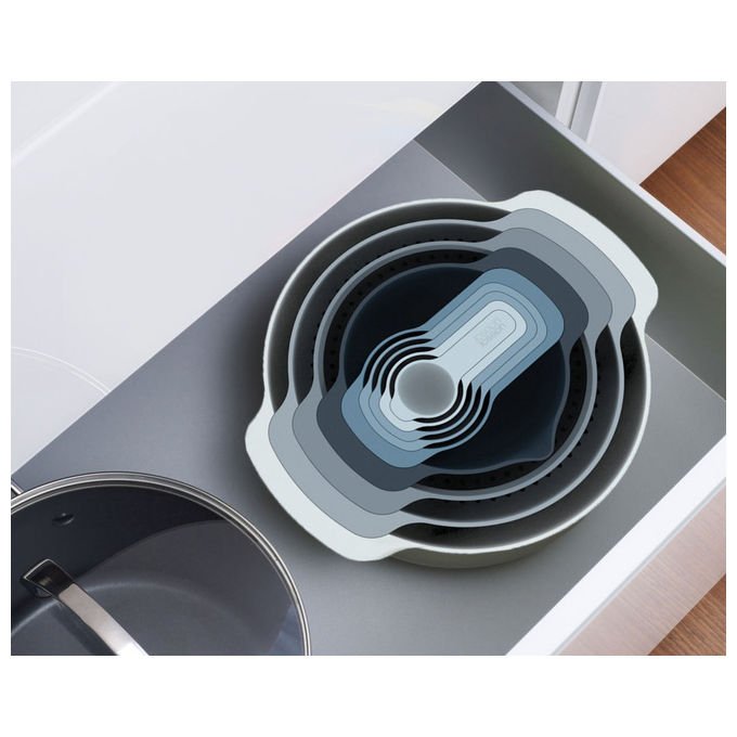 Joseph Joseph 40112 NEST Set Ciotole da Cucina 9 Pezzi con Colino e Misurini Plastica Impilabile Lavabile in Lavastoviglie Fondo Antiscivolo colore Blu
