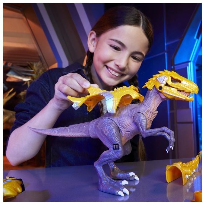 MGA 552284-EUC Armorsaurs Dinosauro Raptor con 7 Pezzi di Armatura Rimovibili Azione Morso Attivata dalla Coda colore Giallo