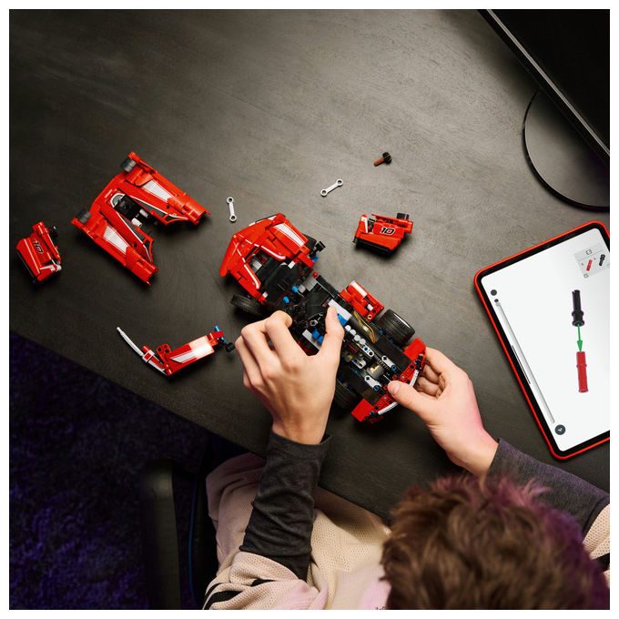 Lego 42212 Ferrari FXX K Set da Costruzione con Motore V12 Pistoni Mobili Differenziale Realistico Portiere a Farfalla colore Rosso
